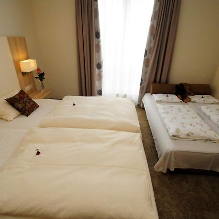 Hotel Kannenkeller Lauingen Room photo